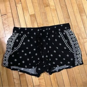 Old Navy | Printed Shorts | Size M